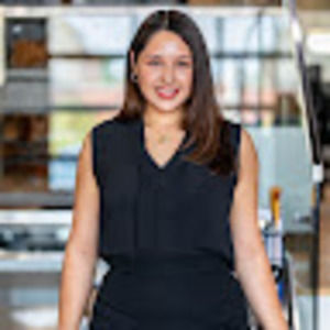 Meet your Posher, Alexandra